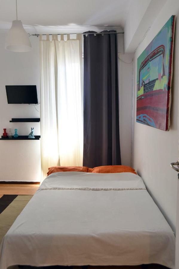 Artist'S Lovely Nest Under The Shadow Of The Parthenon Atenas Exterior foto
